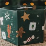 Adventi kalendárium – 24 különleges metál karácsonyfadísszel
