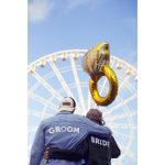 'Groom' vasalható felirat